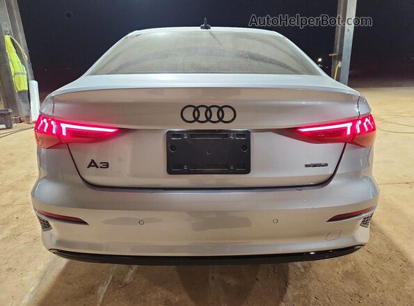 WAUHUDGY3NA099678 2022 AUDI OTHER Silver უკანა ხედი