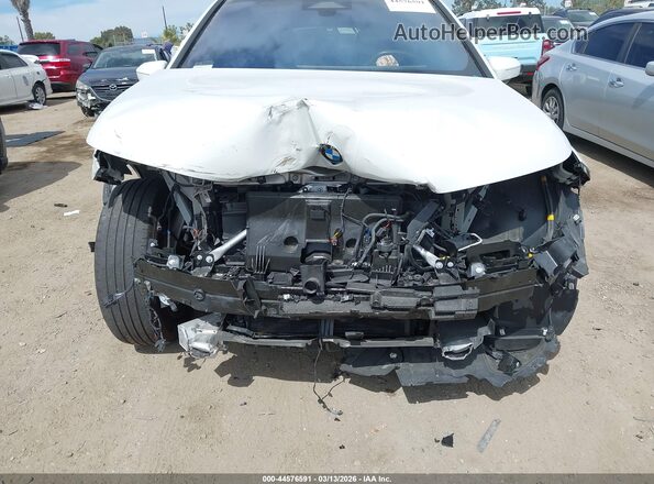 WB523CF01RCR96800 2024 BMW IX White Vista frontal