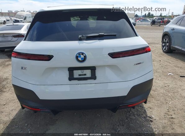 WB523CF01RCR96800 2024 BMW IX White 