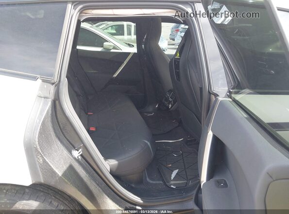 WB523CF01RCR96800 2024 BMW IX White Vista de la etiqueta del VIN