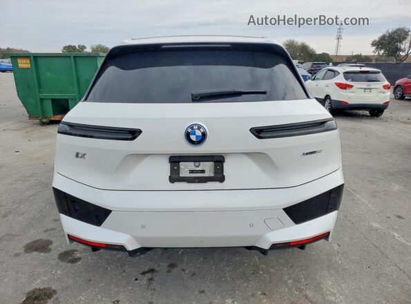 WB523CF01SCT18778 2025 BMW IX White Rear view