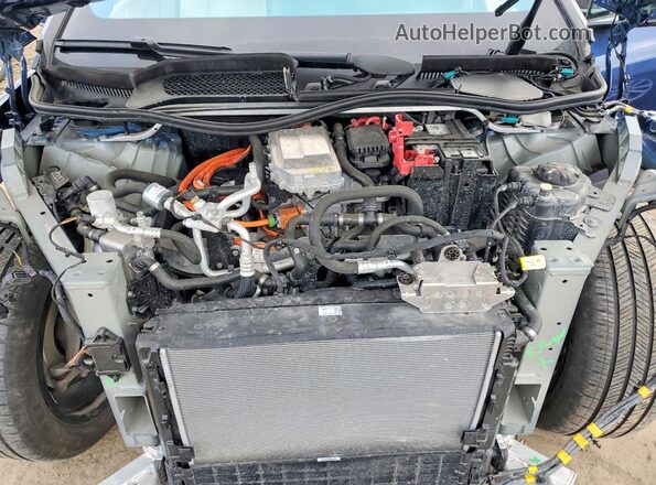 WB523CF03RCR10807 2024 BMW IX Blue Вид задньої частини салону