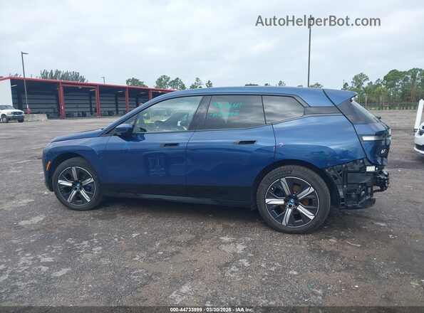 WB523CF06PCM42679 2023 BMW IX Blue 