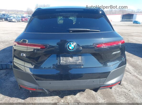 WB523CF08SCU44619 2025 BMW IX Черный 