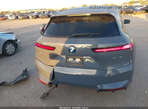 WB543CF01TCW65392 2026 BMW IX Gray 