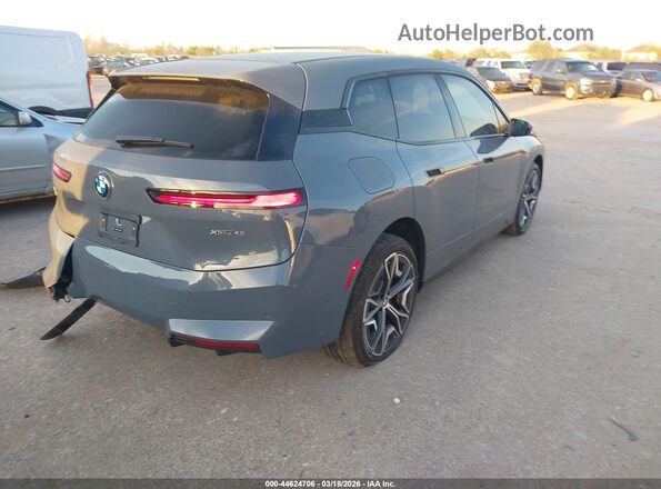 WB543CF01TCW65392 2026 BMW IX Gray Задня права чверть