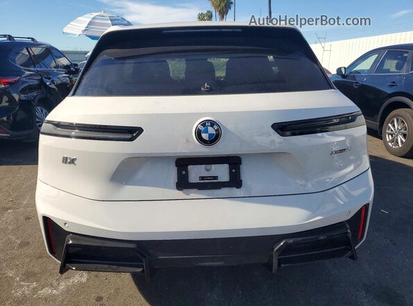 WB543CF03TCV15963 2026 BMW IX White Вид ззаду