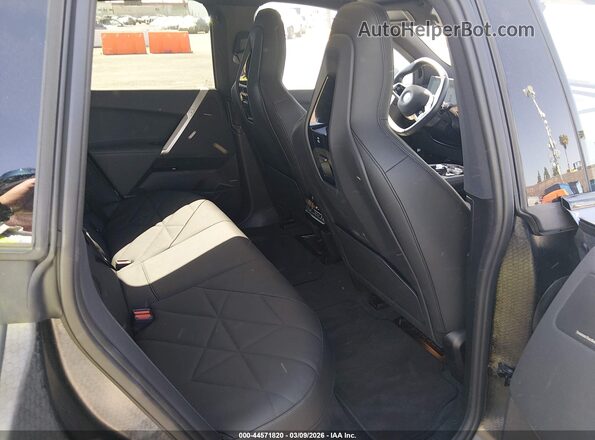 WB553CF08TCV17843 2026 BMW IX Gray Vista de la etiqueta del VIN