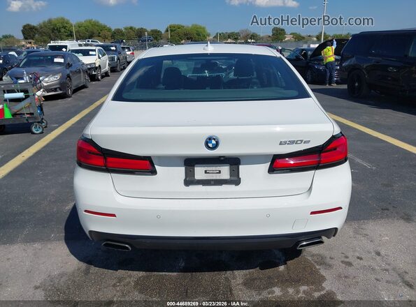 WBA13AG01NCH82967 2022 BMW 5 SERIES Белый 