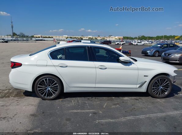 WBA13AG01NCH82967 2022 BMW 5 SERIES Белый Панорамный вид салона 360°
