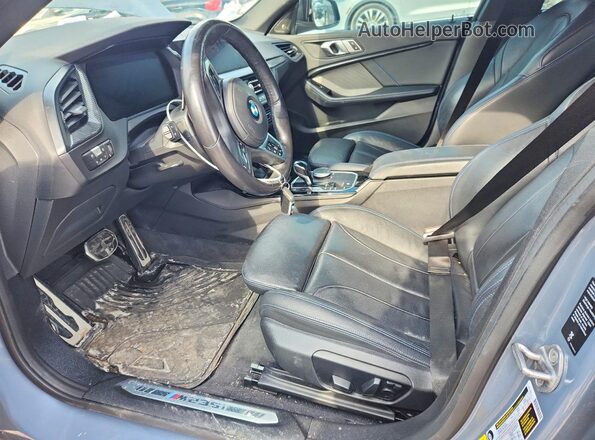 WBA13AL09M7H06572 2021 BMW M2 Gray Widok wnętrza z przodu