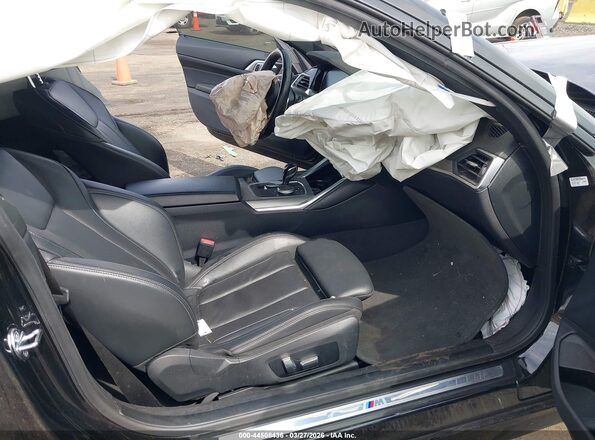 WBA13AR06PCM70821 2023 BMW M4 Black Front interior view