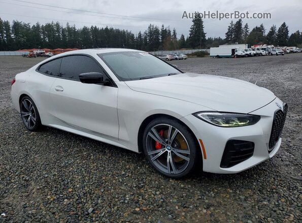 WBA13AR08MCF99142 2021 BMW M4 White Front right