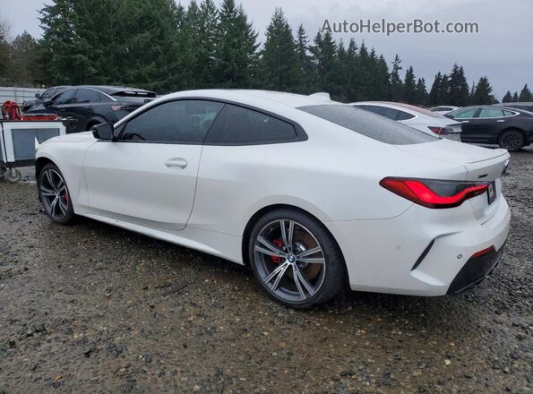 WBA13AR08MCF99142 2021 BMW M4 White Rear left