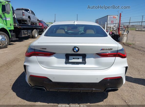 WBA13AR0XNCJ13168 2022 BMW M4 White 
