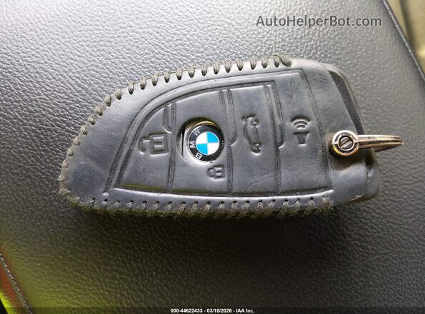 WBA13AW00NFM54517 2022 BMW OTHER Gray Vista del salpicadero