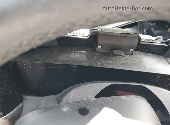WBA13AW07NFM14466 2022 BMW M4 Gray Սարքավորումների վահանակի տեսք