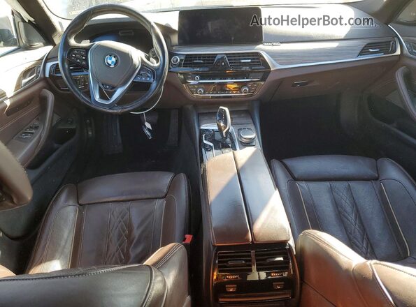 WBA13BJ03MCF31090 2021 BMW 5 SERIES Серый Вид панели приборов
