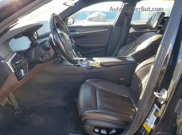 WBA13BJ03MCF31090 2021 BMW 5 SERIES Серый Вид салона спереди