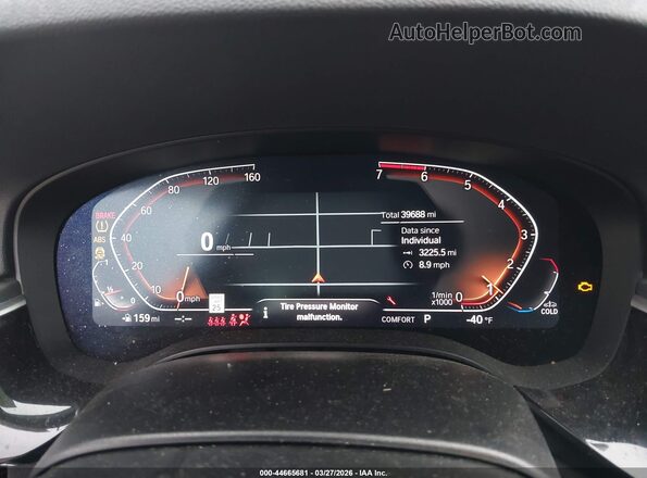 WBA13BJ05PCN00750 2023 BMW 5 SERIES Black Հետևի նստատեղերի տեսք