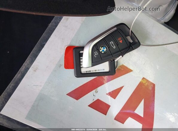 WBA13BK02MCF31919 2021 BMW 7 SERIES Blue Vista del salpicadero