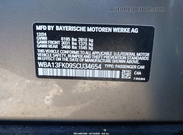 WBA13FK09SCU34654 2025 BMW 5 SERIES Silver Вид підкапотного простору