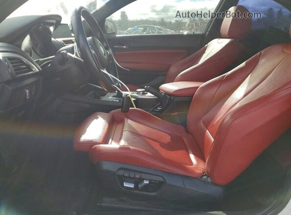 WBA1J7C56GV359462 2016 BMW M2 White Front interior view