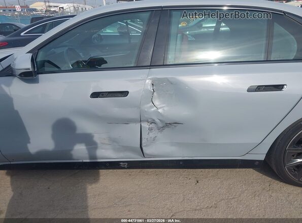 WBA23EH08RCP55004 2024 BMW 7 SERIES Gray Front view