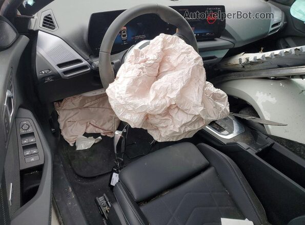 WBA23GG02T7U32239 2026 BMW 2 SERIES White Dashboard view