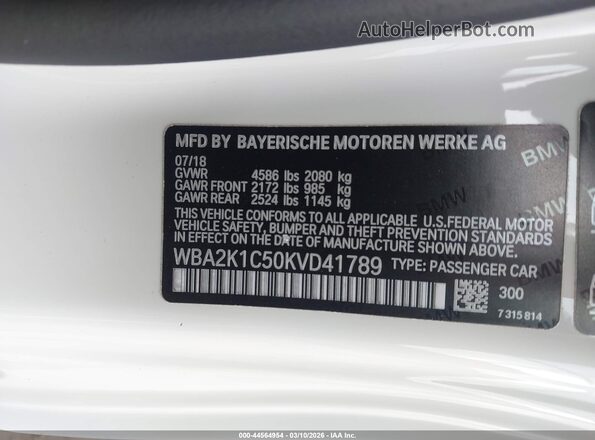 WBA2K1C50KVD41789 2019 BMW 2 SERIES White Vista del compartimento del motor