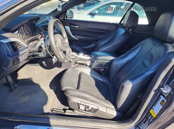 WBA2L3C31HV667338 2017 BMW M2 Gray Vista interior delantera