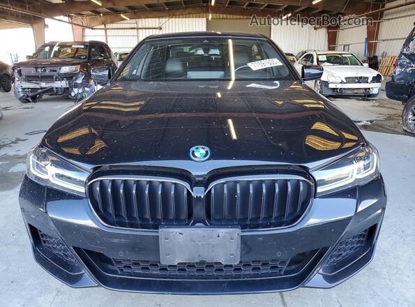 WBA33AG02NCK93581 2022 BMW 5 SERIES Black Դիմացի տեսք