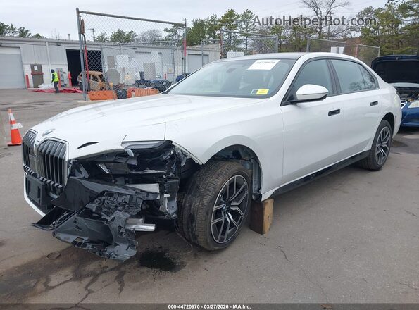 WBA33EH01SCT46045 2025 BMW 7 SERIES White Դիմացի տեսք