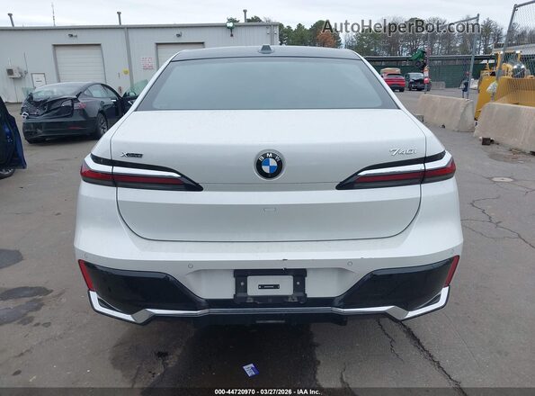 WBA33EH01SCT46045 2025 BMW 7 SERIES White 