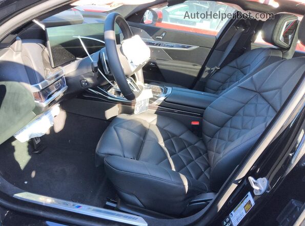 WBA33EH02SCV32385 2025 BMW 7 SERIES Black 