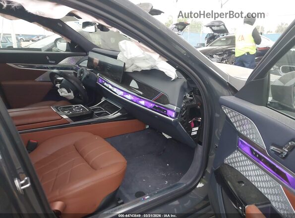 WBA43EH0XRCS79458 2024 BMW 7 SERIES Gray 