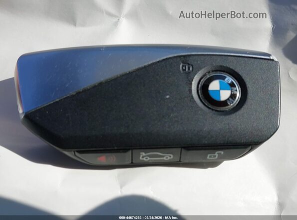 WBA43FJ0XRCR87855 2024 BMW 5 SERIES Gray წინა პანელის ხედი