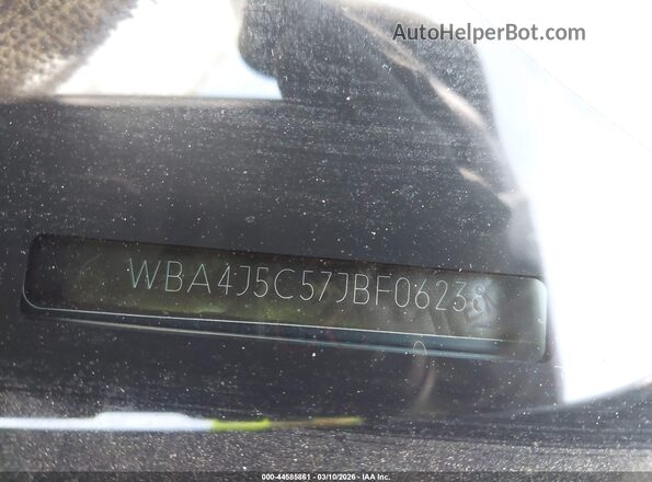 WBA4J5C57JBF06238 2018 BMW 4 SERIES Black Widok komory silnika