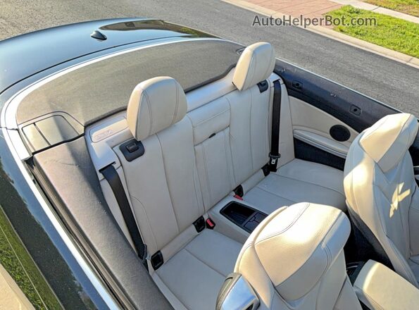 WBA4Z1C58JEA31215 2018 BMW 4 SERIES Черный Вид салона спереди