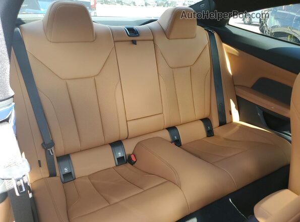 WBA53AP08NCH94759 2022 BMW 4 SERIES Green Vista de los asientos traseros