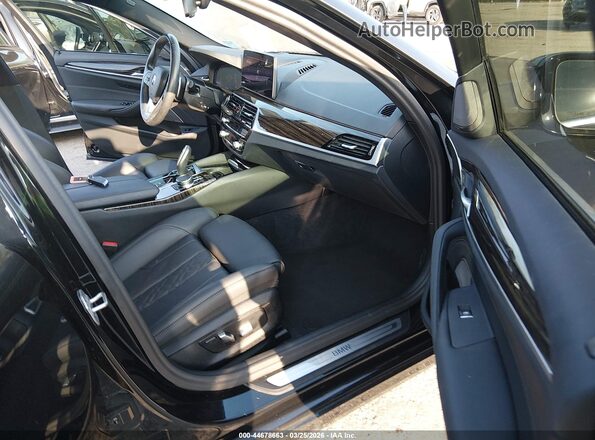WBA53BH05PWY01329 2023 BMW 5 SERIES Black Widok wnętrza z przodu