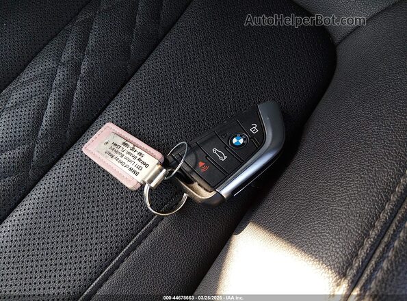 WBA53BH05PWY01329 2023 BMW 5 SERIES Black Widok deski rozdzielczej