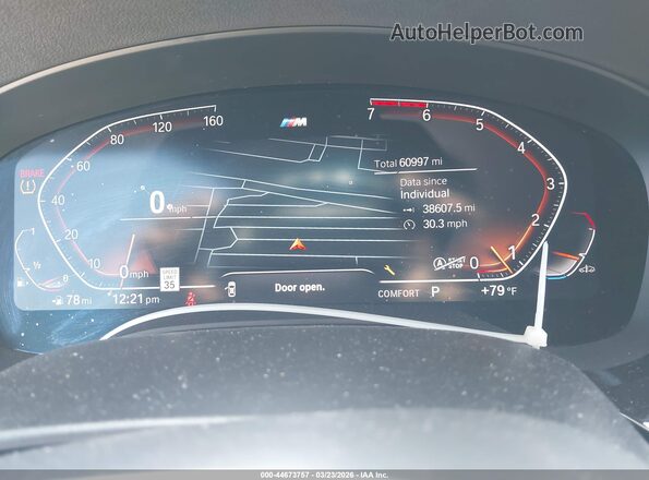WBA53BH0XPCM92832 2023 BMW 5 SERIES White Vista de los asientos traseros