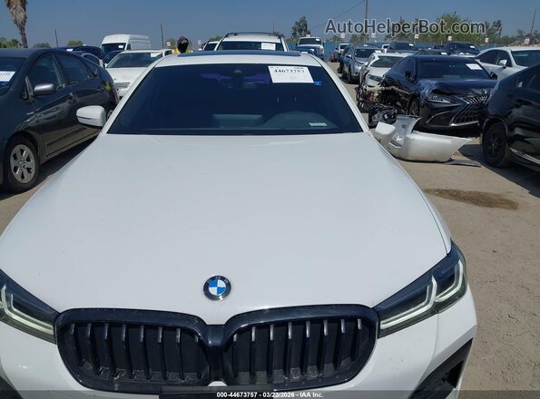 WBA53BH0XPCM92832 2023 BMW 5 SERIES White Vista del cuadro de instrumentos