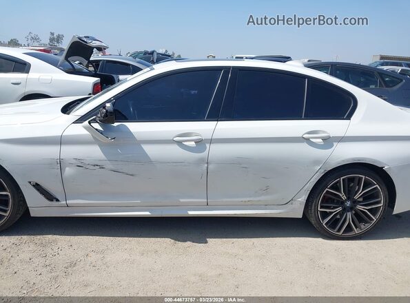 WBA53BH0XPCM92832 2023 BMW 5 SERIES White Vista interior de 360 grados