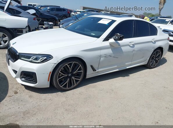 WBA53BH0XPCM92832 2023 BMW 5 SERIES White Vista tres cuartos delantera izquierda