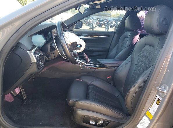 WBA53BJ02MWW99140 2021 BMW 5 SERIES Gray Vista interior delantera