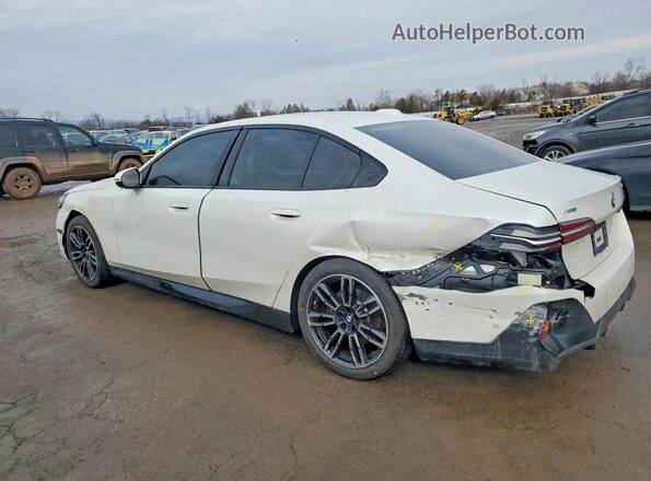 WBA53FJ00SCU16160 2025 BMW 5 SERIES White Trasero izquierdo