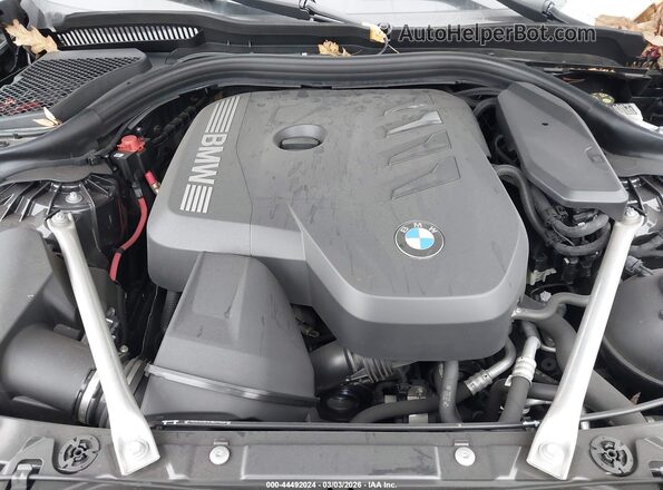 WBA53FJ04RCS45004 2024 BMW 5 SERIES Серый Вид сзади