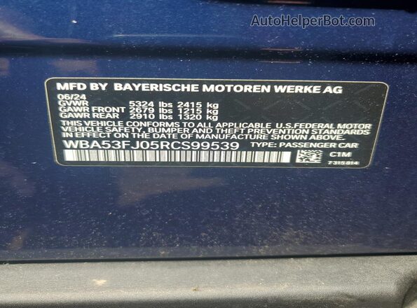 WBA53FJ05RCS99539 2024 BMW 5 SERIES Blue ძრავის განყოფილების ხედი